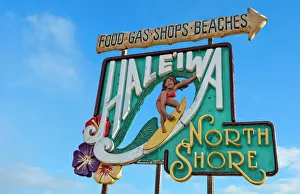 Sign for Haleiwa town on north shore of Oahu, Hawaii Sign for Haleiwa town on north shore of Oahu, Hawaii