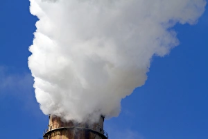 Smoke and steam emission at the TECO Tampa Electric Big Bend Power Station located in Smoke and steam emission at the TECO Tampa Electric Big Bend Power Station located in