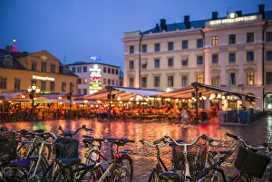 Sweden, Linkoping, cafes and bars on Stora target square, dusk Sweden, Linkoping, cafes and bars on Stora target square, dusk