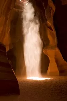 Images Dated 1st June 2005: Upper Antelope Canyon, Page, Arizona