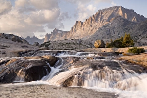 USA, Bridger National Forest, Bridger Wilderness. View of rapids and Fremont Peak USA, Bridger National Forest, Bridger Wilderness. View of rapids and Fremont Peak