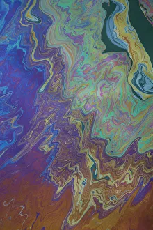 USA, Hawaii, Oahu, Hololulu, Pearl Harbour, USS Arizona Memorial - Oil still leaking USA, Hawaii, Oahu, Hololulu, Pearl Harbour, USS Arizona Memorial - Oil still leaking