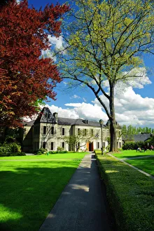 USA, Washington, Woodinville. Chateau Ste. Michelle is Washingtons oldest USA, Washington, Woodinville. Chateau Ste. Michelle is Washingtons oldest