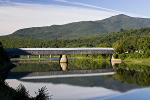 The Windsor-Cornish Covered Bridge spans the Connecticut River between Windsor, Vermont and Cornish The Windsor-Cornish Covered Bridge spans the Connecticut River between Windsor, Vermont and Cornish