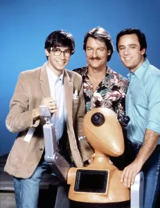 Everett Collection Images Prints: RIPTIDE, (back, from left): Thom Bray, Perry King, Joe Penny, (front): The Roboz, 1984-86