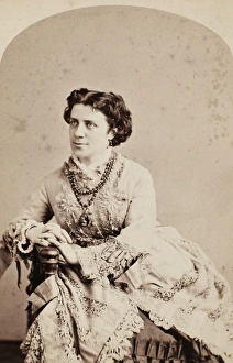 ANNA ELIZABETH DICKINSON (1842-1932). American lecturer. Original cabinet photograph ANNA ELIZABETH DICKINSON (1842-1932). American lecturer. Original cabinet photograph