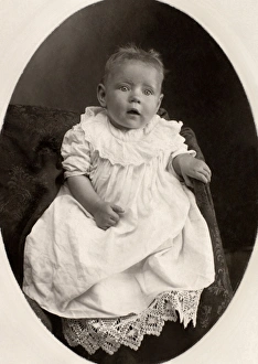 BABY. American cabinet photograph, late 19th century BABY. American cabinet photograph, late 19th century
