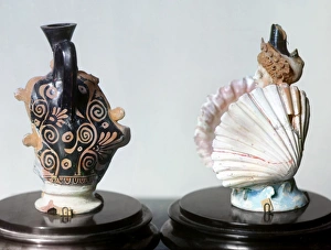 ETRUSCAN VASES. Rear view of two painted Etruscan vases, 8th - 5th century B.C ETRUSCAN VASES. Rear view of two painted Etruscan vases, 8th - 5th century B.C