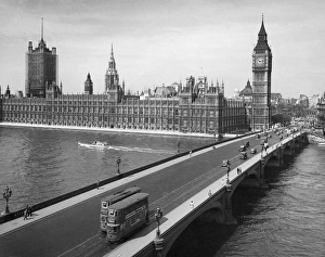 LONDON: PARLIAMENT. Houses of Parliament, Big Ben and Westminster Bridge crossing LONDON: PARLIAMENT. Houses of Parliament, Big Ben and Westminster Bridge crossing