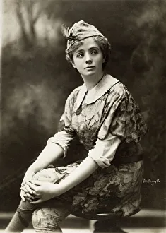 MAUDE ADAMS (1872-1953). American actress. Photographed in the role of Peter Pan, 1906 MAUDE ADAMS (1872-1953). American actress. Photographed in the role of Peter Pan, 1906