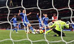 Alex Song scores Arsenals 1st goal past Petr Czech (Chelsea). Arsenal 3:1 Chelsea Alex Song scores Arsenals 1st goal past Petr Czech (Chelsea). Arsenal 3:1 Chelsea