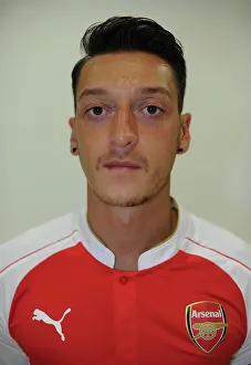 Team/arsenal 1st team photocall 2015 16/arsenal first team photocall Team/arsenal 1st team photocall 2015 16/arsenal first team photocall