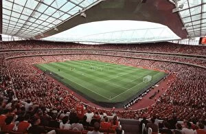Images Dated 7th September 2006: Arsenal vs Aston Villa: 1-1 Stalemate at Emirates Stadium, FA Premiership (2006)