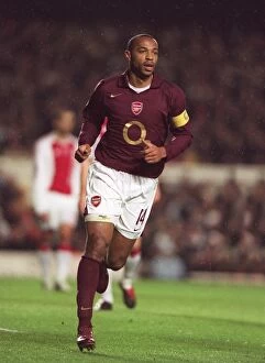 Images Dated 12th December 2005: Thierry Henry (Arsenal). Arsenal 0: 0 Ajax