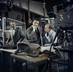 StudioCANAL Ave2 Doc Co Tra 002 Print
