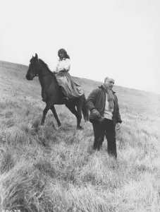 Prints of Julie Christie and director John Schlesinger on the set of Far from The Madding Crowd Far From The Madding Crowd (1967) Prints: Julie Christie on the set of Far from The Madding Crowd 1967 Print