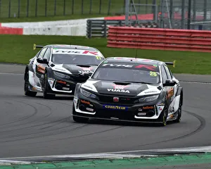 CM30 3346 Matt Neal, Dan Cammish, Honda Civic Type R CM30 3346 Matt Neal, Dan Cammish, Honda Civic Type R