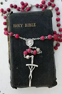 Images Dated 20th March 2000: Bible and rosary
