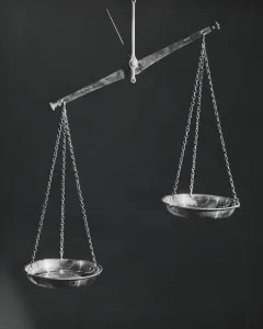 Ewing Galloway Agents Artwork Prints: Scale