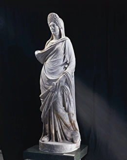 Marble statue of woman, from Aphrodisias, Turkey Marble statue of woman, from Aphrodisias, Turkey