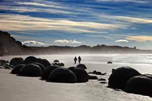 The Moeraki Boulders of New Zealand n18 The Moeraki Boulders of New Zealand n18