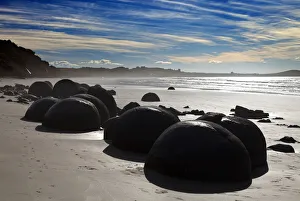 The Moeraki Boulders of New Zealand n8 The Moeraki Boulders of New Zealand n8