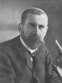(Pierre - Paul) Emile Roux (1853 - 1933) (Pierre - Paul) Emile Roux (1853 - 1933)