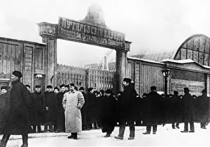 Striking workers of the putilov factory outside the gates of the plant in petersburg, russia during the 1905 revolt Striking workers of the putilov factory outside the gates of the plant in petersburg, russia during the 1905 revolt