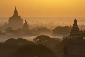 Sunrise over the pagodas of Bagan 10 Sunrise over the pagodas of Bagan 10