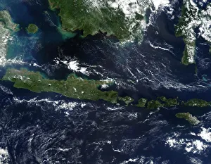 True-colour satellite image of Indonesia mid-May 2002. As burning season was not True-colour satellite image of Indonesia mid-May 2002. As burning season was not