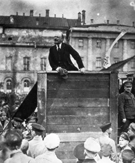 V, i, lenin speaking to red army troops leaving for the front (civil war period), sverdlov square, moscow, may 5th 1920 V, i, lenin speaking to red army troops leaving for the front (civil war period), sverdlov square, moscow, may 5th 1920