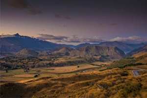 Coronet Peak at Dawn, just west of Queenstown, South Island of New Zealand Coronet Peak at Dawn, just west of Queenstown, South Island of New Zealand