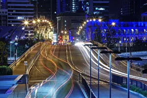 Elevated skyline of Brisbanes Victoria bridge at night Elevated skyline of Brisbanes Victoria bridge at night