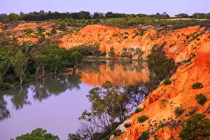 No People Outdoor Landscapes Prints: Headings Cliff
