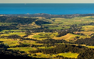 Rural landscape of New South Wales. View from Saddleback Mountain Lookout Rural landscape of New South Wales. View from Saddleback Mountain Lookout