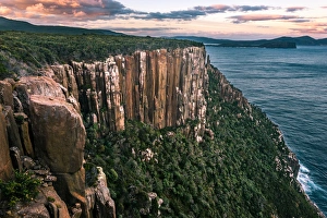 Sa cliffs at Cape Raoul, Tasman Peninsula, Tasmania Sa cliffs at Cape Raoul, Tasman Peninsula, Tasmania