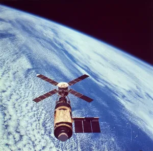 Space Prints: Skylab Print: A Space Station in Orbit