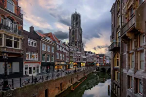 Sunrise View of the Dom Tower and the Vismarkt-Choorstraat Along Oudegracht, Utrecht, Netherlands Sunrise View of the Dom Tower and the Vismarkt-Choorstraat Along Oudegracht, Utrecht, Netherlands