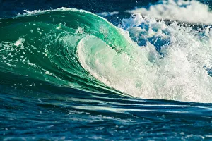 Wave motion at Yaroomba beach Wave motion at Yaroomba beach