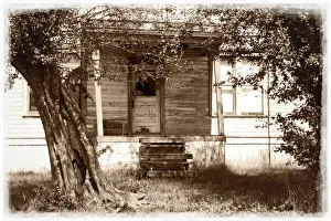 Abandoned Farmhouse in Rural Washington State Abandoned Farmhouse in Rural Washington State