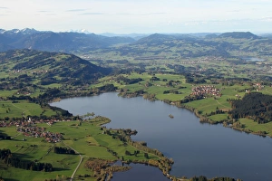 Aerial view, Niedersonthofener Lake in the Upper Allgaeu, Allgaeu, Bavaria, Germany Aerial view, Niedersonthofener Lake in the Upper Allgaeu, Allgaeu, Bavaria, Germany