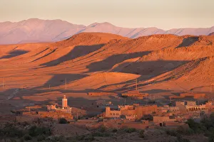 Ait Benhadou the new city view from Casbah Ait Benhaddou (Morroco) Ait Benhadou the new city view from Casbah Ait Benhaddou (Morroco)