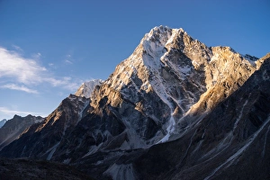 Arakam Tse mountain peak from Dzongla village Arakam Tse mountain peak from Dzongla village