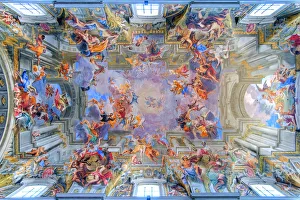 Arch of the Chiesa Sant Ignazio di Loyola of Rome Arch of the Chiesa Sant Ignazio di Loyola of Rome