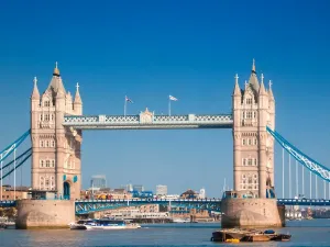UK Landmarks Prints: London, Tower Bridge
