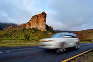 beauty in nature, blurred motion, brandwag buttress, car, color image, colour image beauty in nature, blurred motion, brandwag buttress, car, color image, colour image