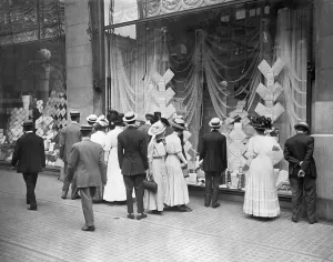 Early 20th Century Shopping Experience Prints: Marshall Field'S Store Window