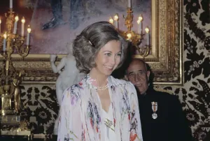 Head And Shoulders Portrait Photos Prints: Queen Sofia of Spain