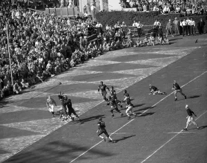 Football History Prints: Touchdown Stretch