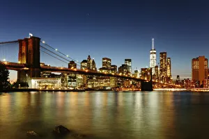 Brooklyn bridge and Manhattan at night, New York Brooklyn bridge and Manhattan at night, New York